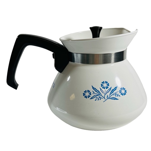Corning Ware P-104 teapot coffee pot blue cornflower 6 cup made in USA Vintage - Picture 1 of 15